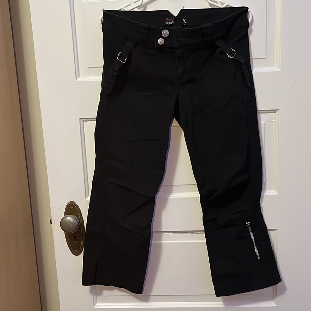 Kik Girl: Womens Vintage Goth Black Capri Pants- Size 7